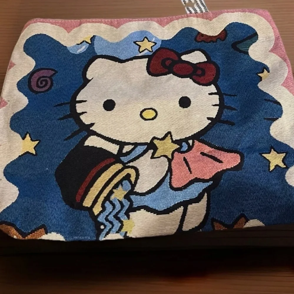 Hello Kitty Large Tote Bag purse - Picture 8 of 12